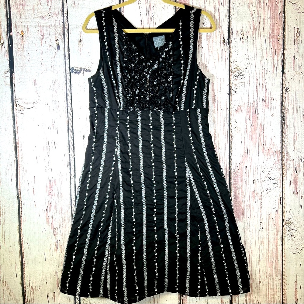 VTG Rabbit Rabbit Rabbit Designs Ruffle Floral Embroidered Fit & Flare Dress 12